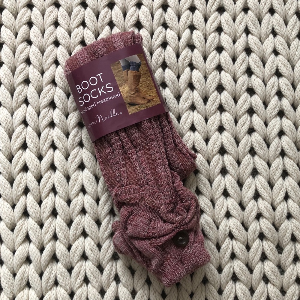 NWT scalloped heathered boot socks from Simply Noelle one size fits most